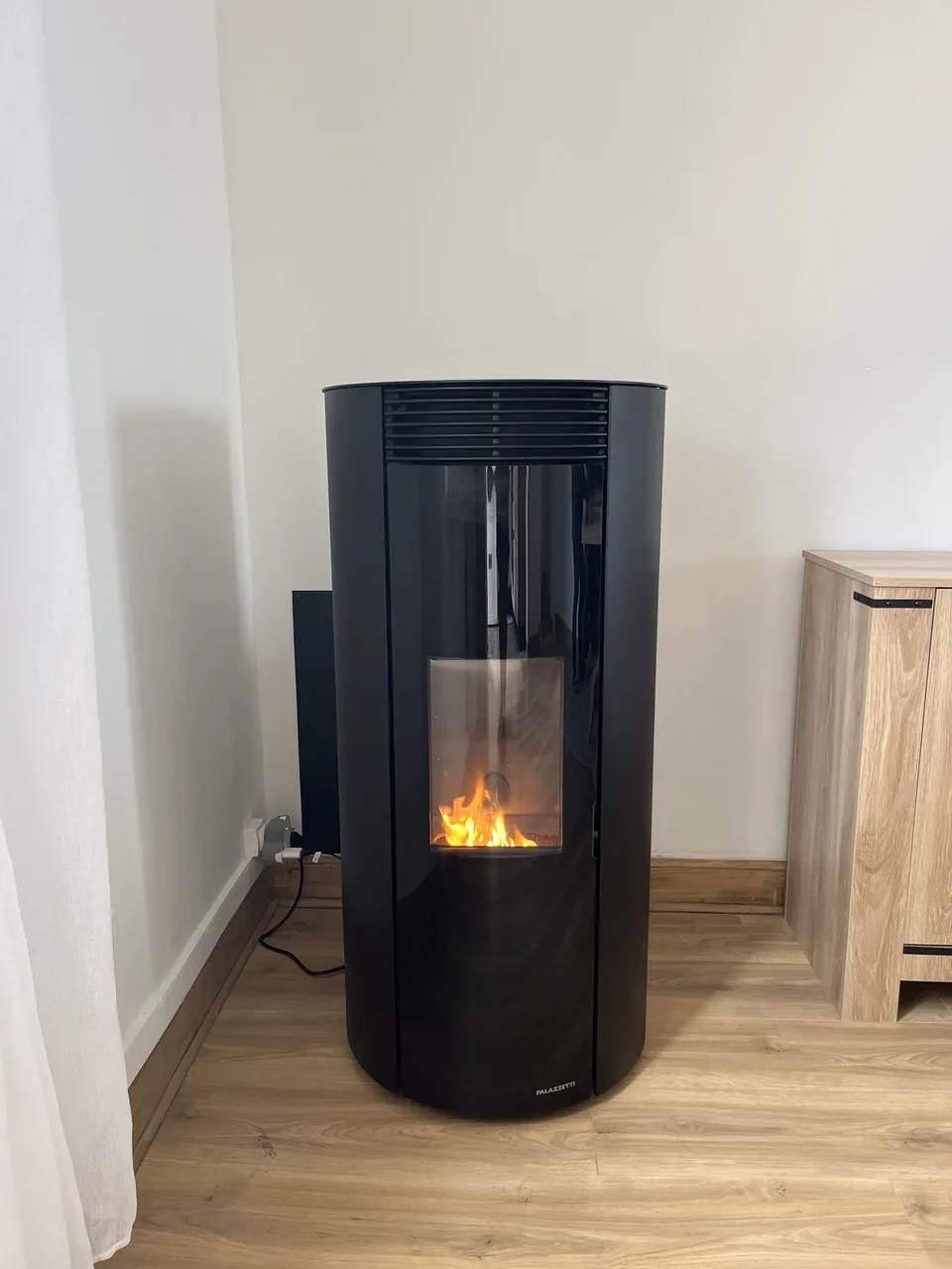 Poêle à granulés Palazzetti Ecofire Emily 6 kW installé à Chalon-sur-Saône (71)