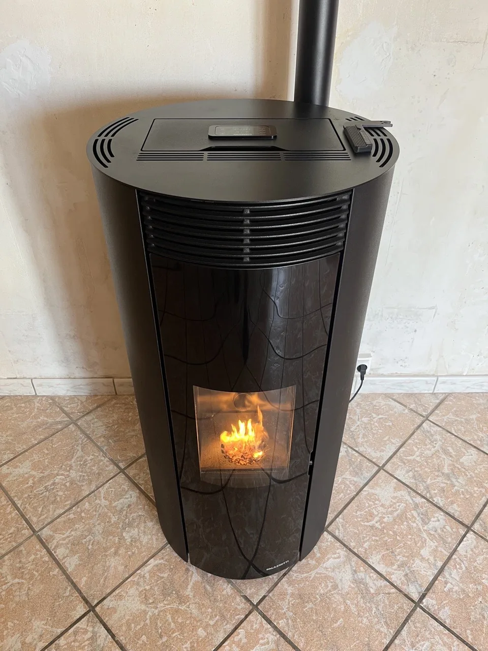Poêle à granulés Palazzetti Ecofire Emily 9 installé à Saint-Pierre-de-Varennes (71)